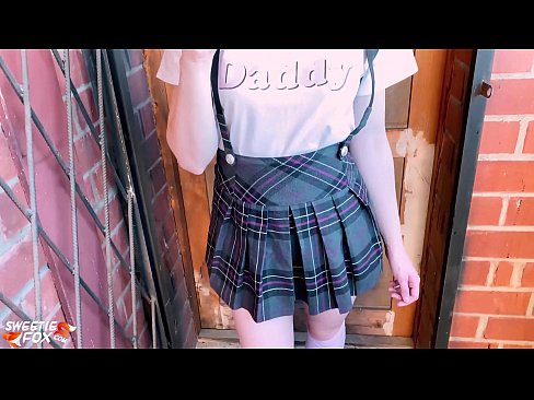 ❤️ 女學生深深地吸吮她的雞巴並亂搞而不是上課。 性愛視頻 在我們這裡 zh-tw.allo-sex.ru ❤